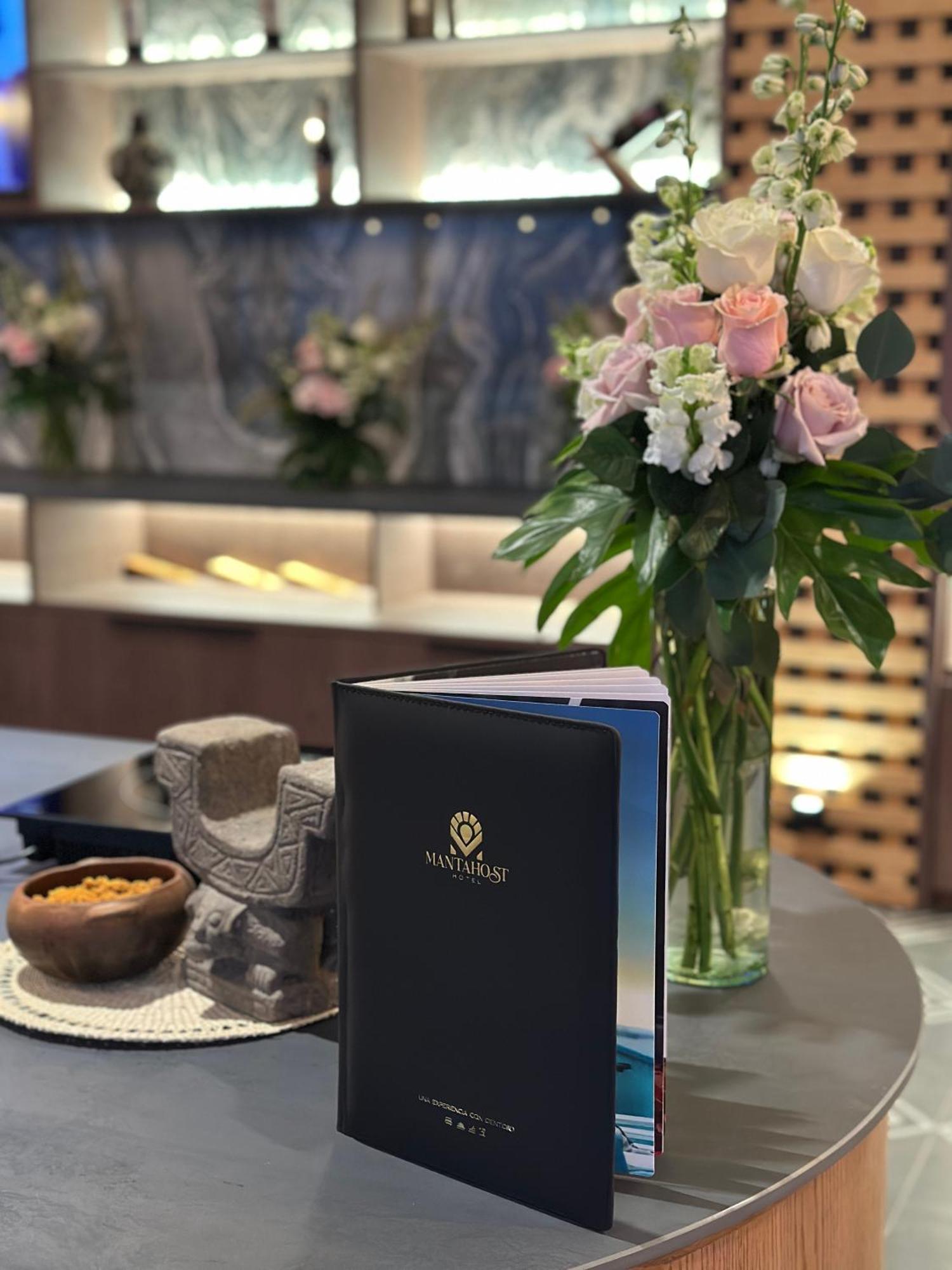 Mantahost Hotel Экстерьер фото
